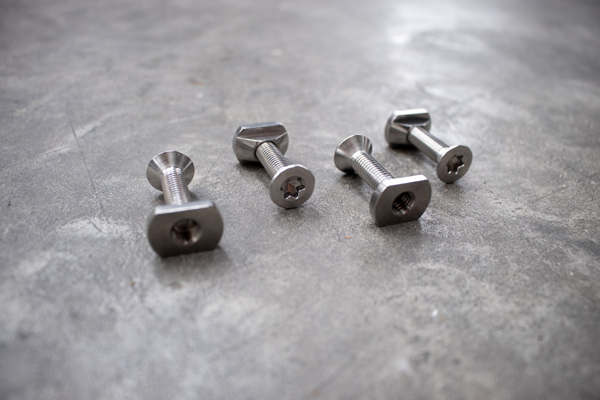 Lot 4 vis et T-nuts